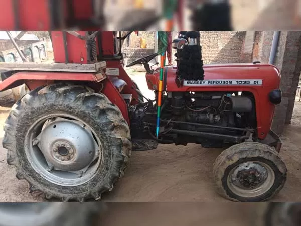 Tafe (Massey) Massey Ferguson 1035 DI