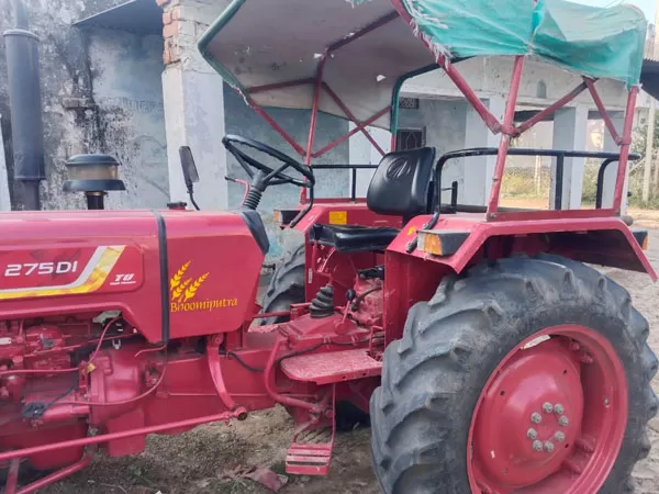 Mahindra Mahindra B275 DI