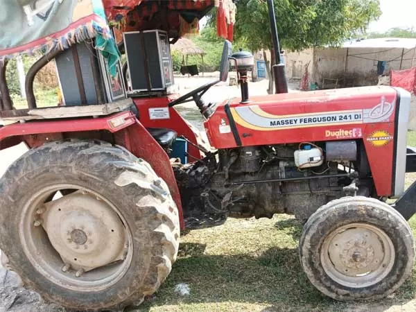 Tafe (Massey) Massey Ferguson 241 DI MAHA SHAKTI