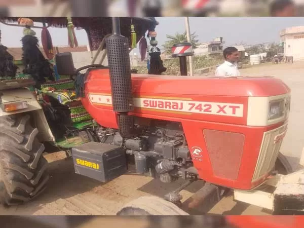 Swaraj Swaraj 742 XT