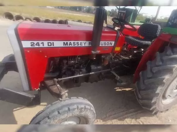 Tafe (Massey) Massey Ferguson 241 DI
