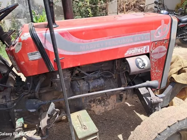 Tafe (Massey) Massey Ferguson 241 DI MAHA SHAKTI
