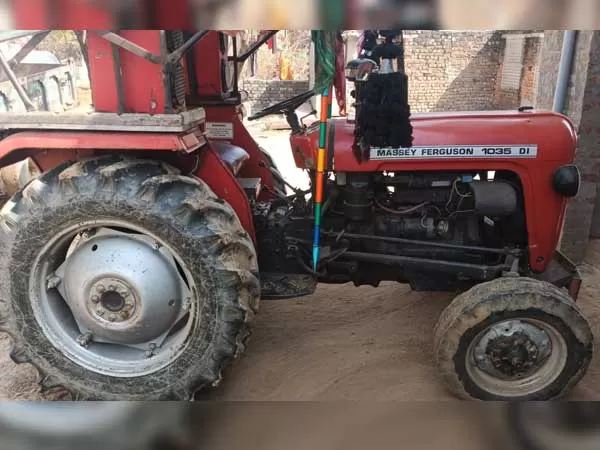 Tafe (Massey) Massey Ferguson 1035 DI