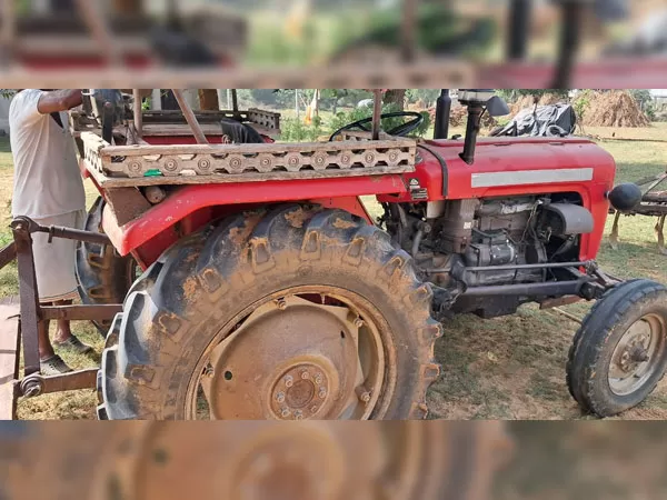 Tafe (Massey) Massey Ferguson 1035 DI