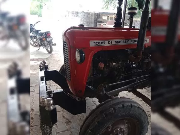 Tafe (Massey) Massey Ferguson 1035 DI