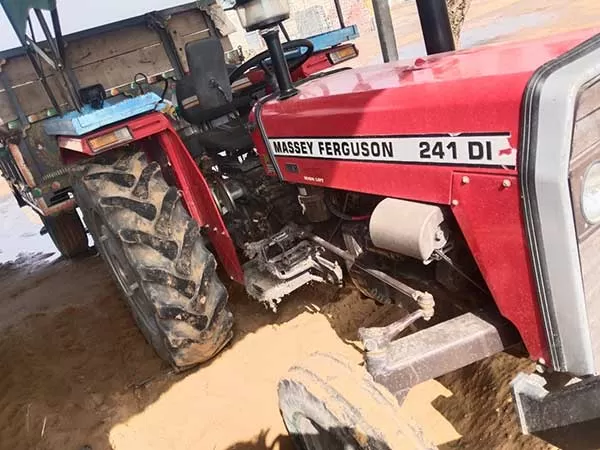 Tafe (Massey) Massey Ferguson 241 DI