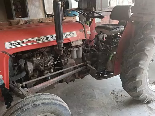 Massey Ferguson 1035 DI