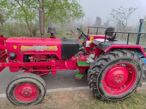 Mahindra Mahindra 265 DI