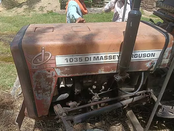Tafe (Massey) Massey Ferguson 1035 DI