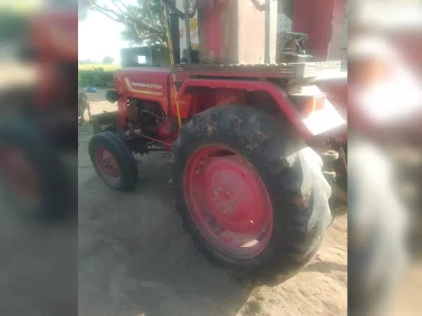 Mahindra Mahindra 275 DI TU