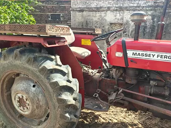 Tafe (Massey) Massey Ferguson 1035 DI