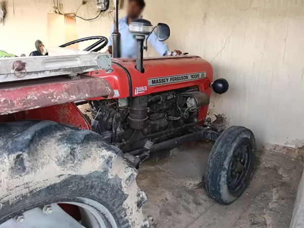 Tafe (Massey) Massey Ferguson 1035 DI