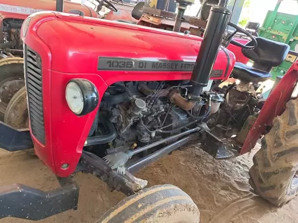 Massey Ferguson 1035 DI