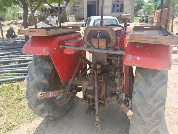 Tafe (Massey) Massey Ferguson 1035 DI
