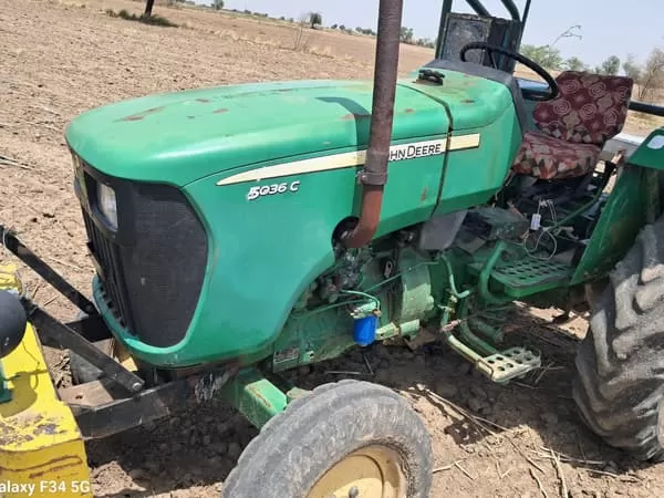 John Deere 5036 D