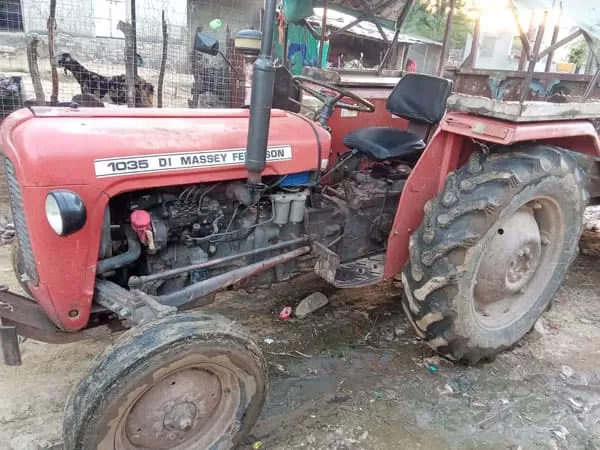 Tafe (Massey) Massey Ferguson 1035 DI