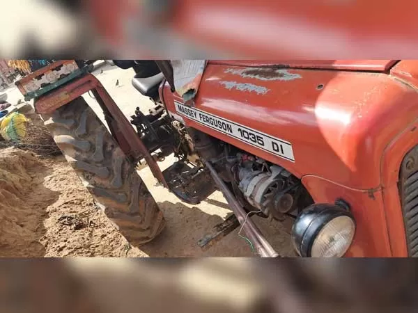 Tafe (Massey) Massey Ferguson 1035 DI