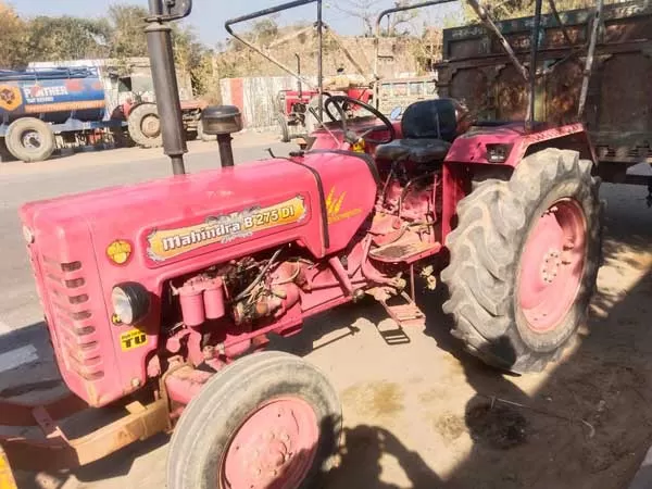 Mahindra Mahindra B275 DI