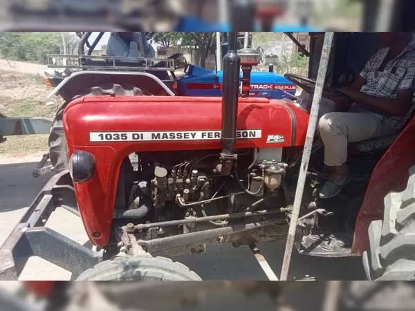 Tafe (Massey) Massey Ferguson 1035 DI