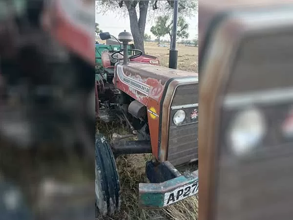 Massey Ferguson 241 DI MAHA SHAKTI