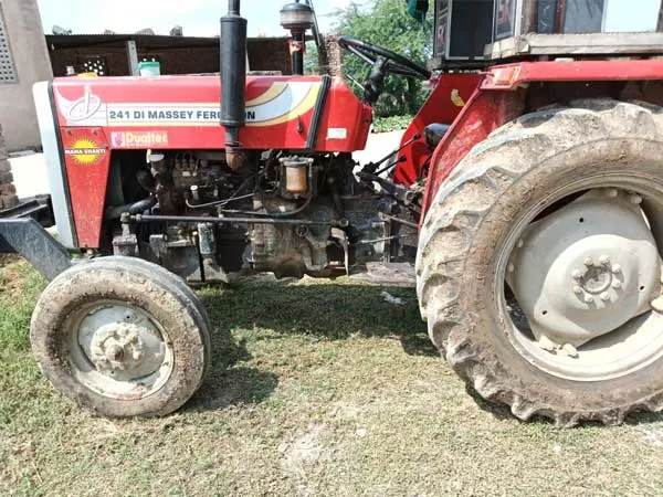 Tafe (Massey) Massey Ferguson 241 DI MAHA SHAKTI
