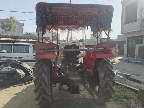 Tafe (Massey) Massey Ferguson 1035 DI
