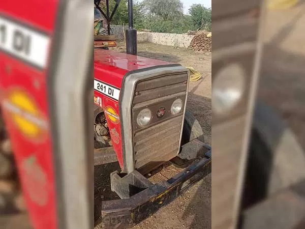 Tafe (Massey) Massey Ferguson 241 DI MAHA SHAKTI