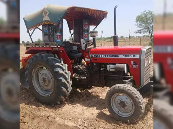 Massey Ferguson 1035 DI
