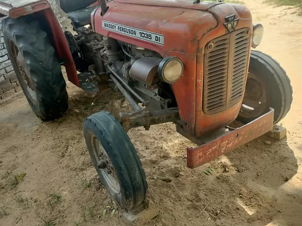 Tafe (Massey) Massey Ferguson 1035 DI