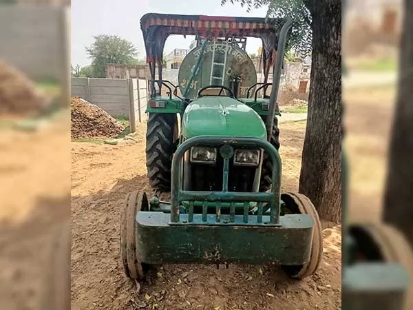 John Deere John Deere 5045 D