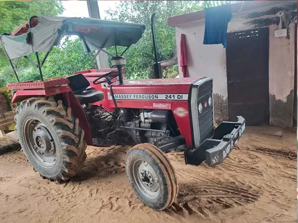 Tafe (Massey) Massey Ferguson 241 DI Maha Shakti 2012