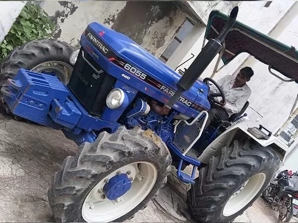 Farmtrac 6055 PowerMaxx 4WD 2022