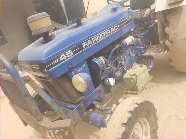 Farmtrac 45 2017