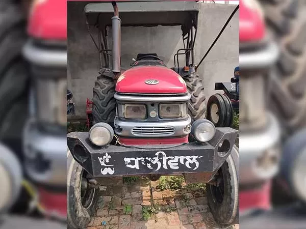 Mahindra ARJUN 605 DI MS V1 4WD 2005