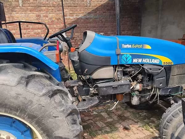 New Holland 5500 2013