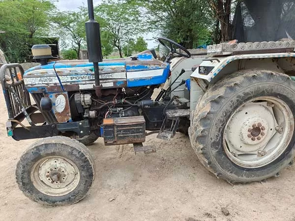 Powertrac 439 DS Super Saver 2009