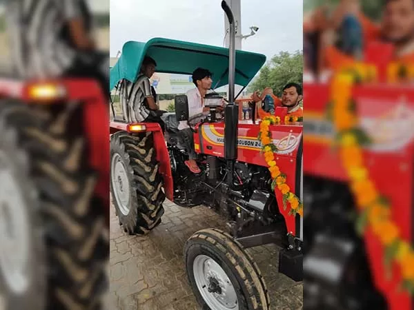 Tafe (Massey) Massey Ferguson 245 DI 2026