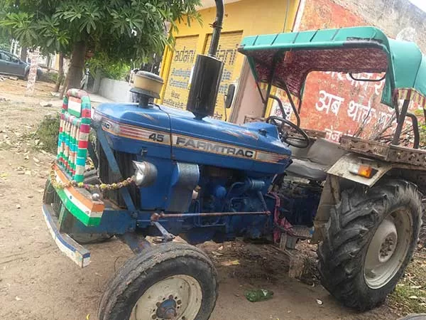 Farmtrac 45 2010
