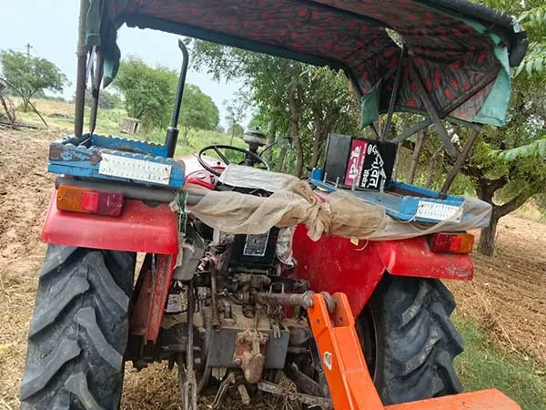 Tafe (Massey) Massey Ferguson 1035 DI 2013