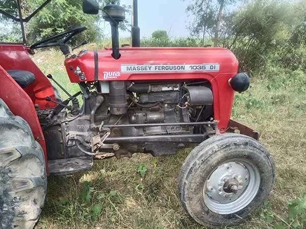 Tafe (Massey) Massey Ferguson 1035 DI 2009
