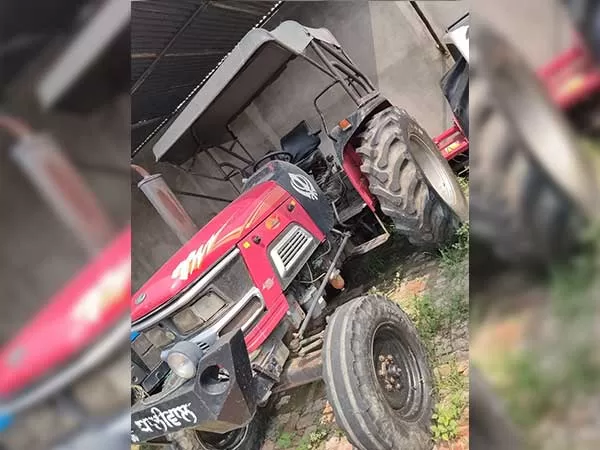 Mahindra ARJUN 605 DI MS V1 4WD 2005