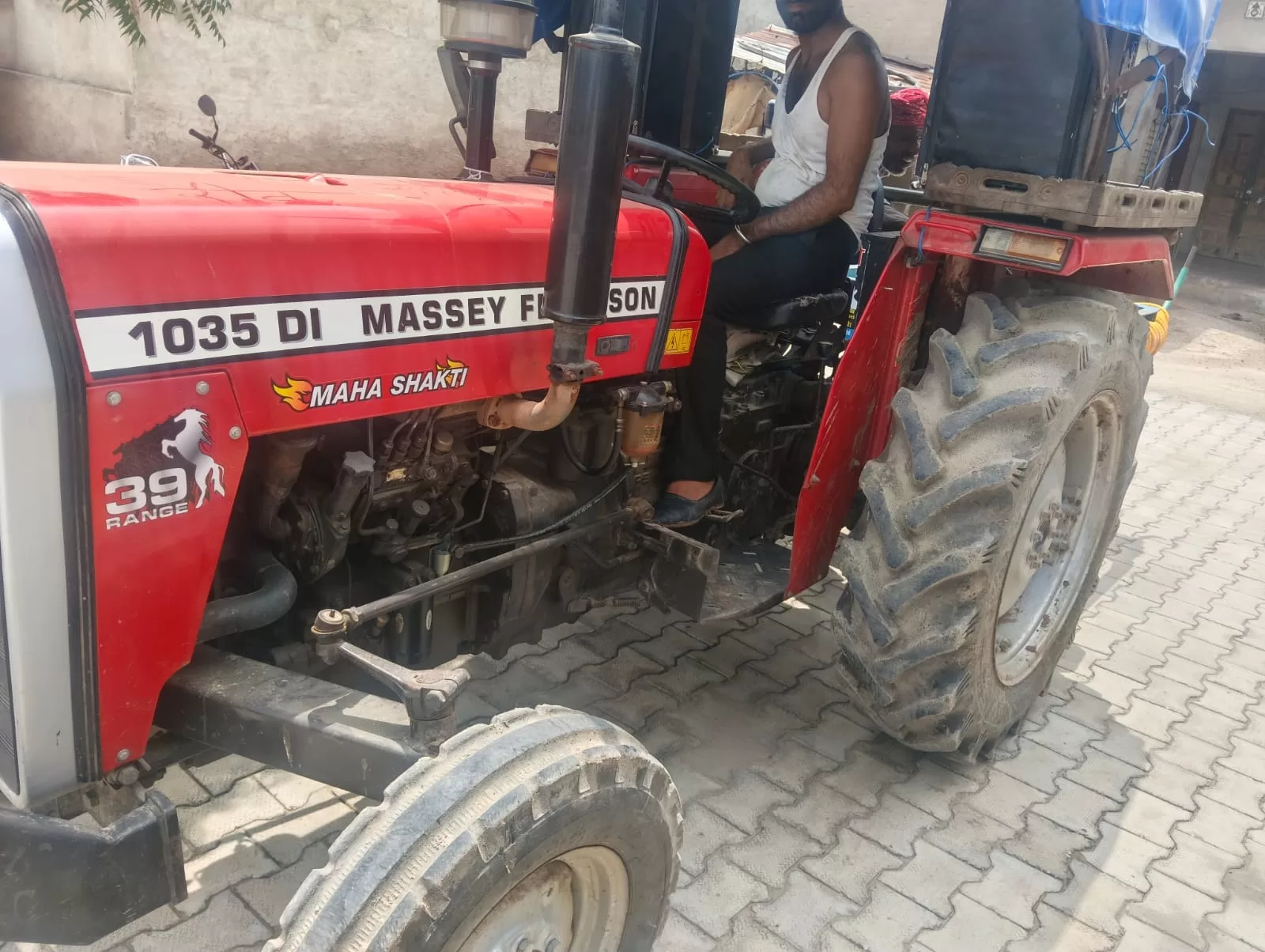 Tafe (Massey) Massey Ferguson 1035 DI Maha Shakti 2015