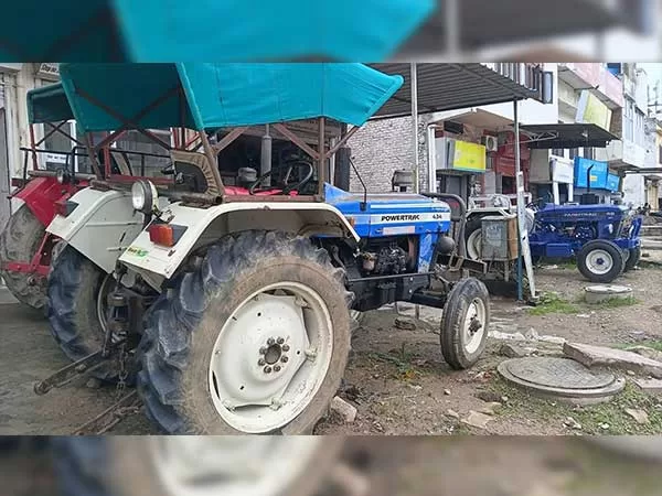 Powertrac 434 2007