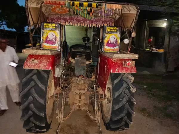 Tafe (Massey) Massey Ferguson 241 DI Maha Shakti 2012