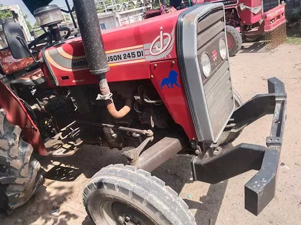 Tafe (Massey) Massey Ferguson 245 DI 2022