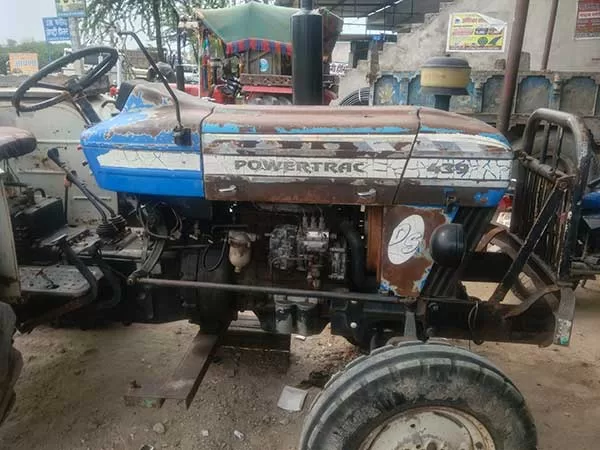Powertrac 439 DS Super Saver 2009